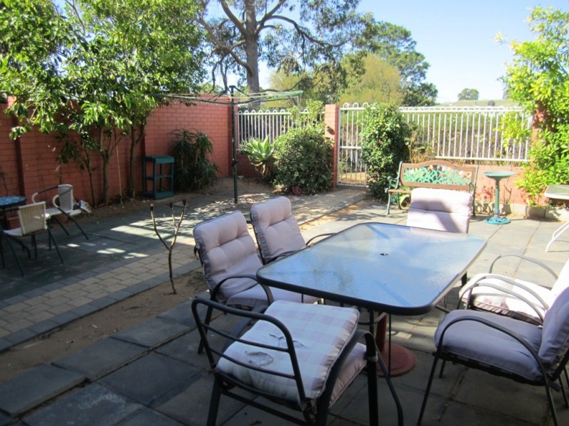 Unit 5, 33 Steward Way, Orelia WA 6167