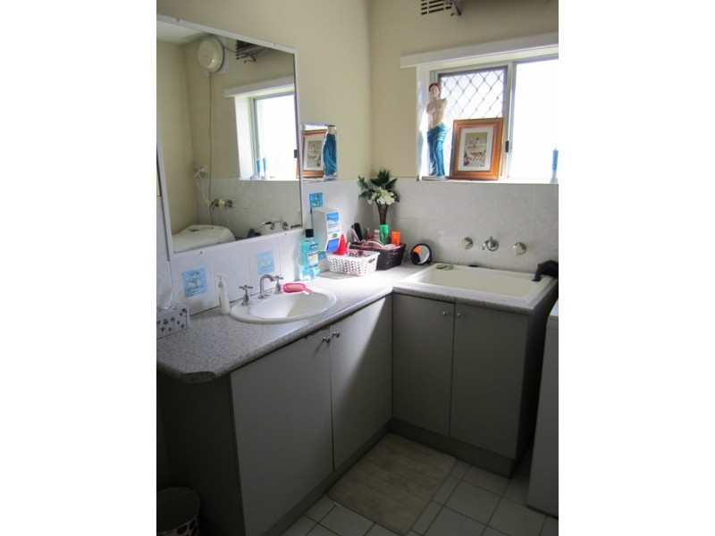 Unit 5, 33 Steward Way, Orelia WA 6167