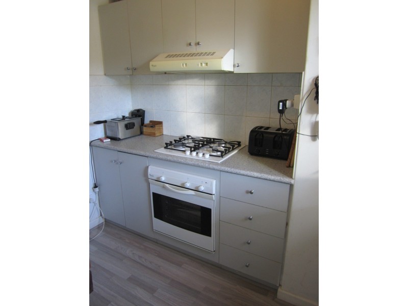 Unit 5, 33 Steward Way, Orelia WA 6167