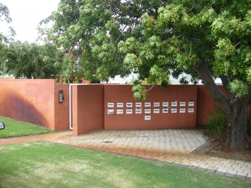 Unit 5, 33 Steward Way, Orelia WA 6167