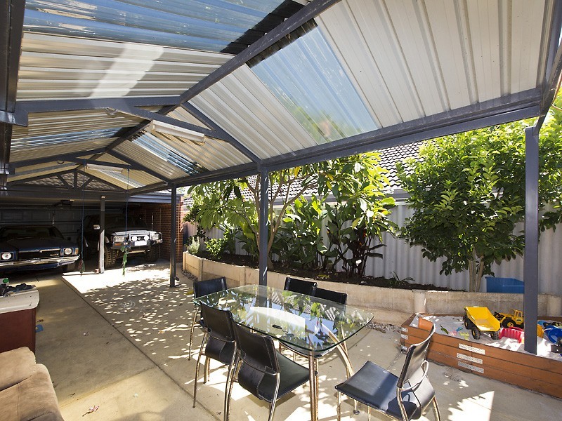 24 Orelia Avenue, Orelia WA 6167