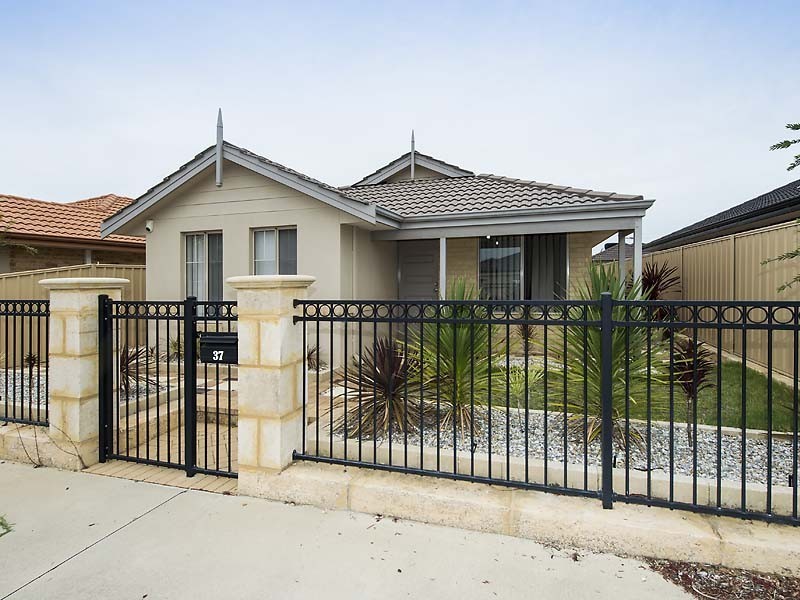 37 Datchet Turn, Bertram WA 6167