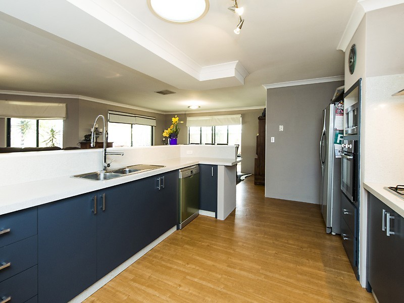 4 Orient Way, Bertram WA 6167