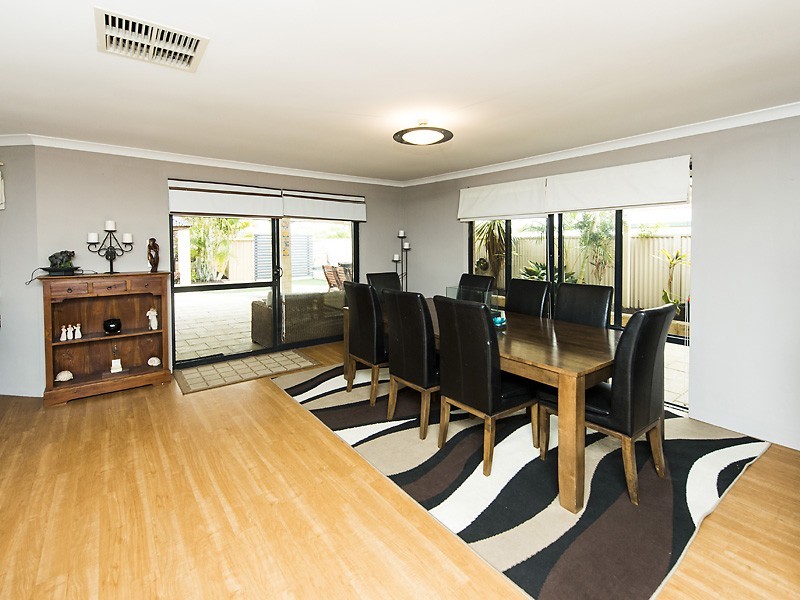 4 Orient Way, Bertram WA 6167