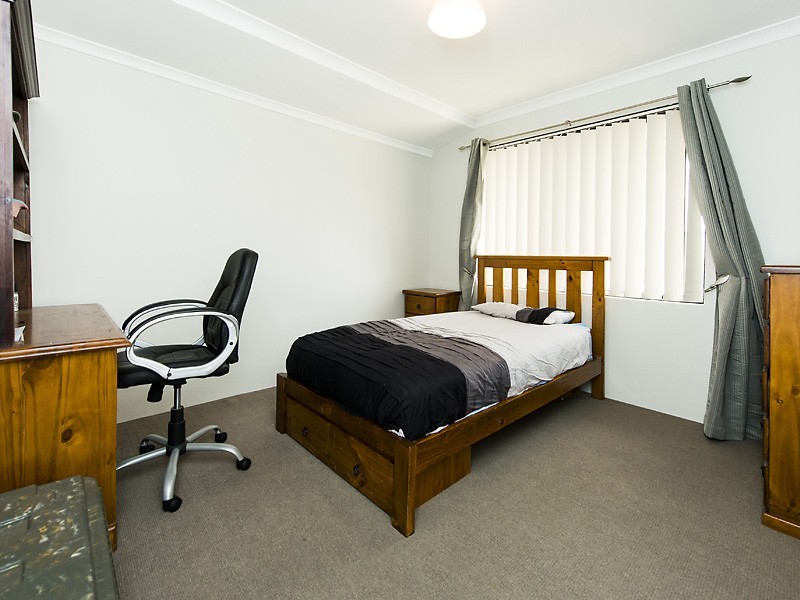 4 Orient Way, Bertram WA 6167