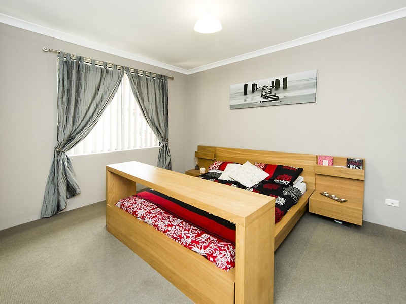 4 Orient Way, Bertram WA 6167