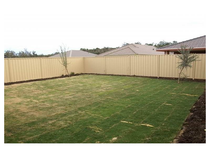 5 Stratford Road, Bertram WA 6167