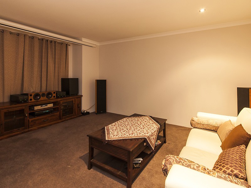 26 McKenzie Corner, Bertram WA 6167