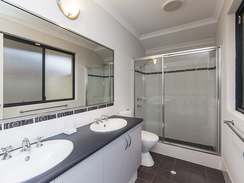 26 McKenzie Corner, Bertram WA 6167