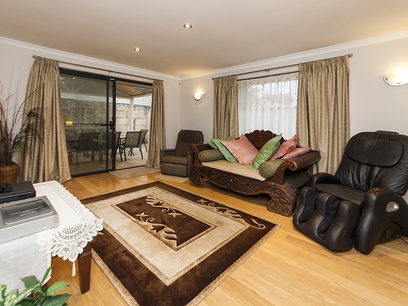 26 McKenzie Corner, Bertram WA 6167