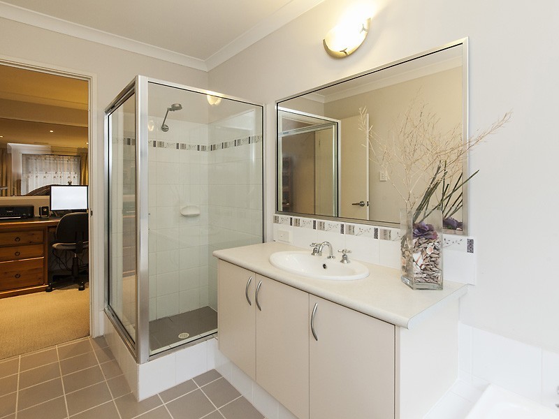 26 McKenzie Corner, Bertram WA 6167