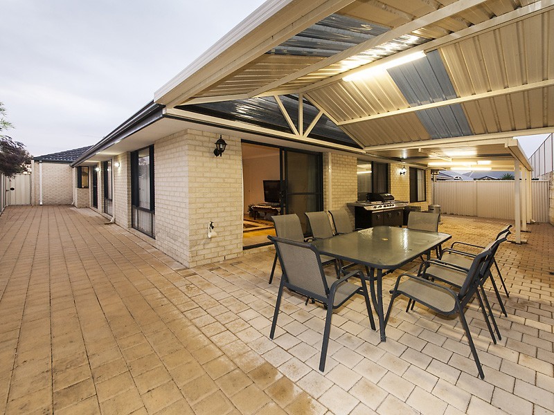 26 McKenzie Corner, Bertram WA 6167