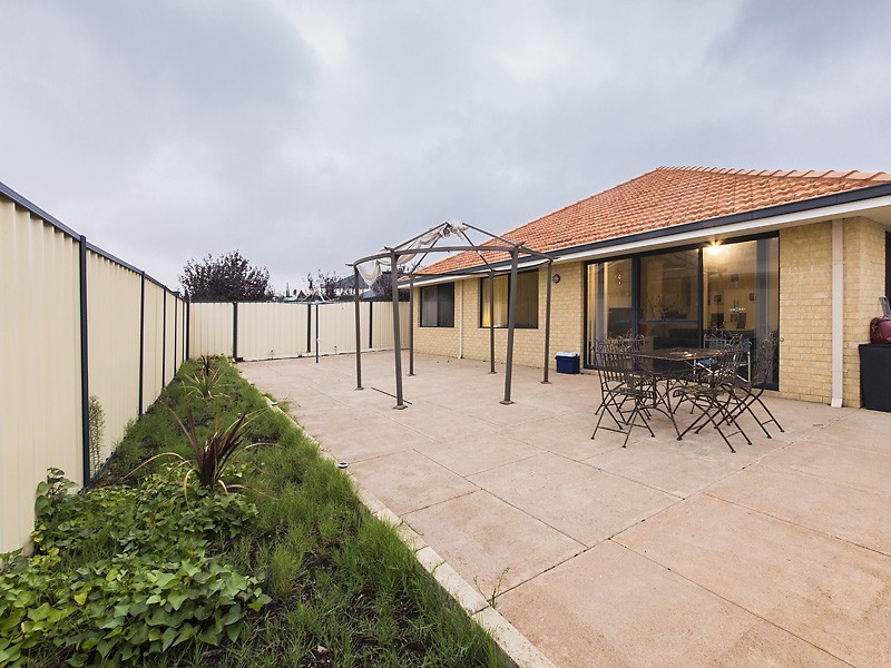 41 Araluen Crescent, Bertram WA 6167