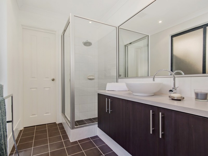 121 Runnymede Gate, Wellard WA 6170