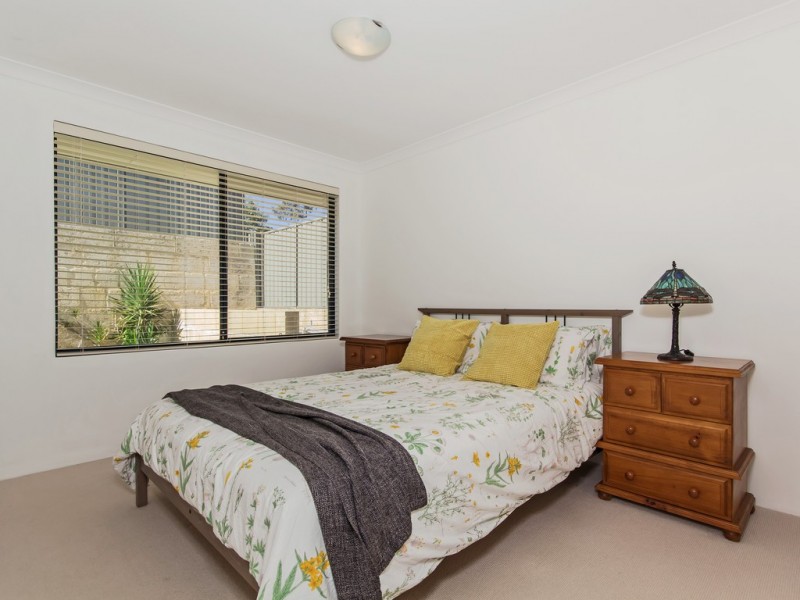 121 Runnymede Gate, Wellard WA 6170