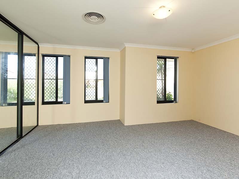 11 Koomba Rise, Bertram WA 6167