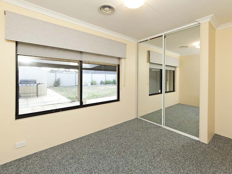 11 Koomba Rise, Bertram WA 6167