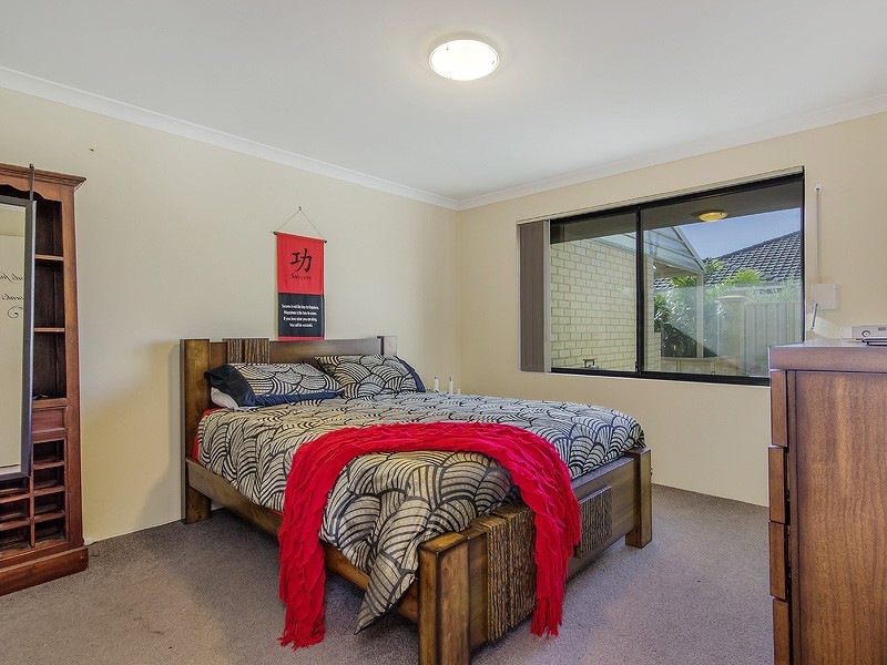 36 Whiteman Crescent, Bertram WA 6167