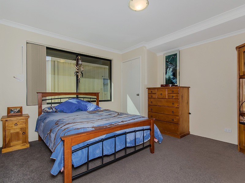 36 Whiteman Crescent, Bertram WA 6167