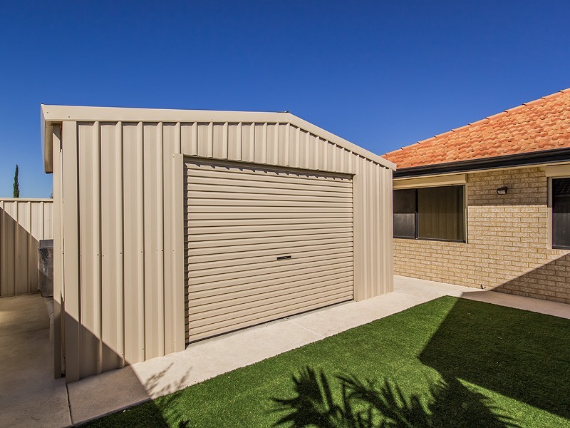 36 Whiteman Crescent, Bertram WA 6167