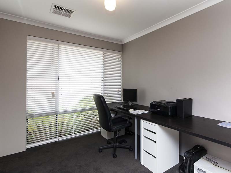 9 Bailey Way, Bertram WA 6167