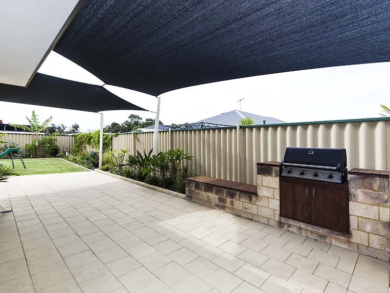 9 Bailey Way, Bertram WA 6167