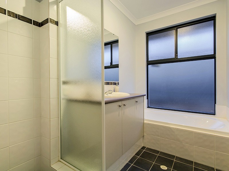 23 Wallingford Crescent, Wellard WA 6170