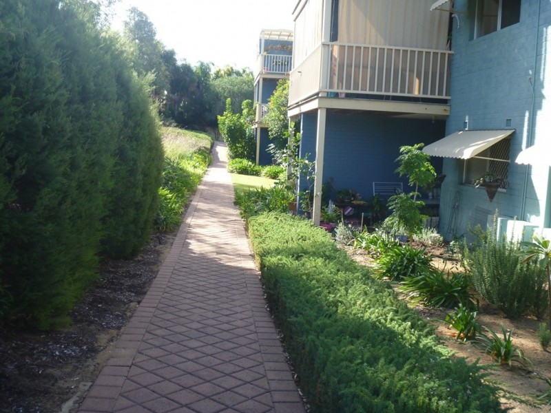 Unit 12, 21 Fennager Way, Calista WA 6167