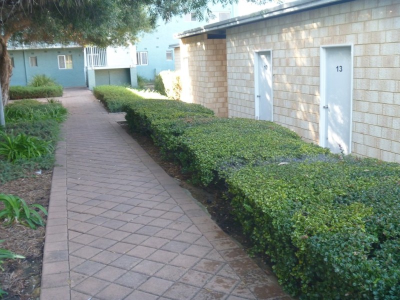 Unit 12, 21 Fennager Way, Calista WA 6167
