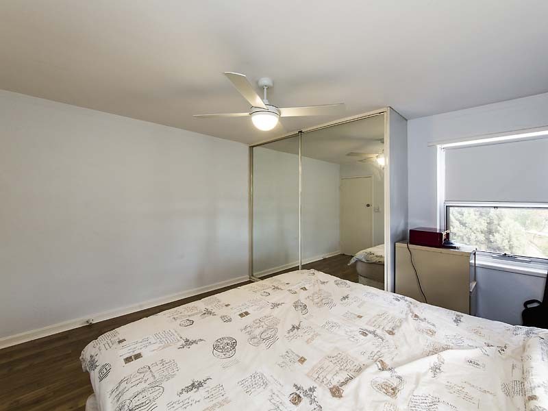 Unit 6, 2 Pengilly Road, Orelia WA 6167