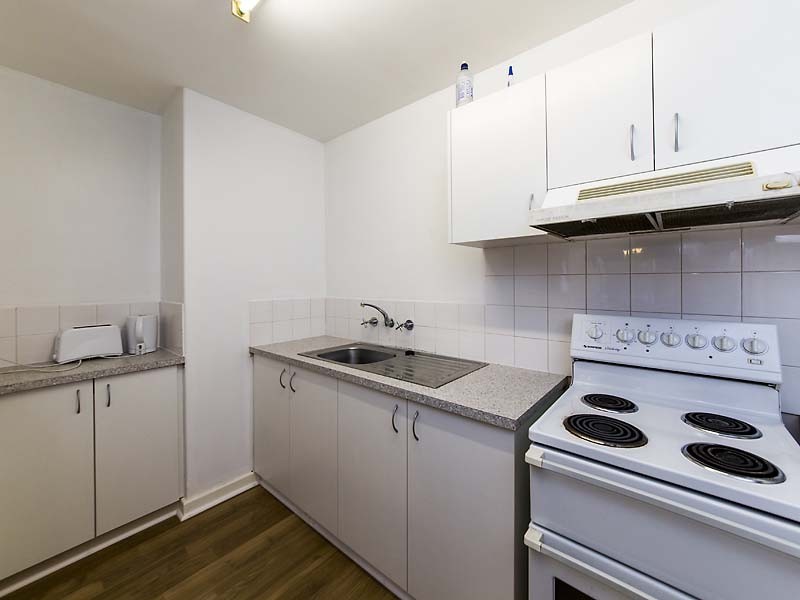 Unit 6, 2 Pengilly Road, Orelia WA 6167