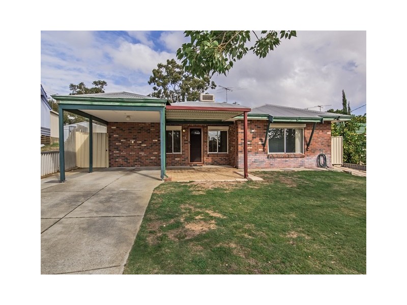 39 Hubbard Way, Medina WA 6167