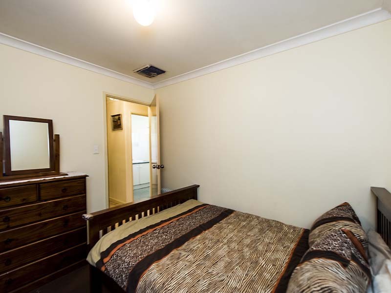 10 Burrows Place, Parmelia WA 6167