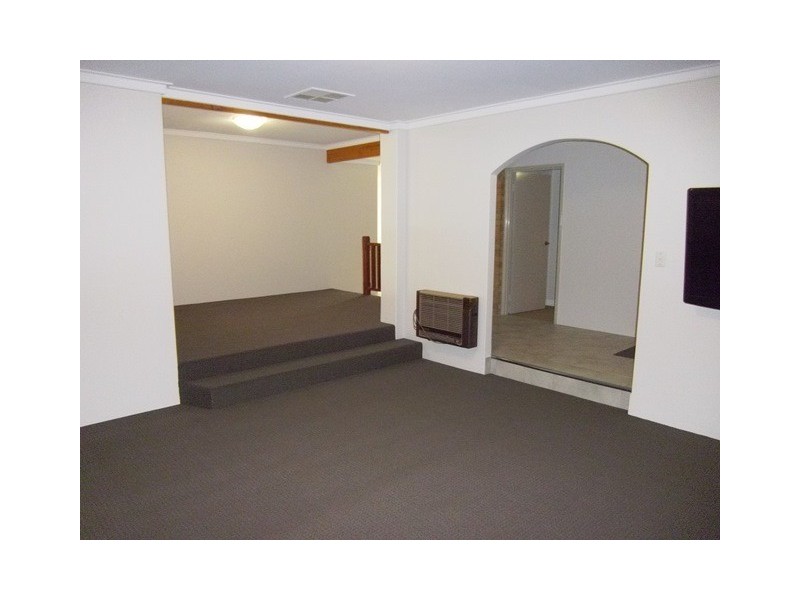 103 Meares Avenue, Parmelia WA 6167