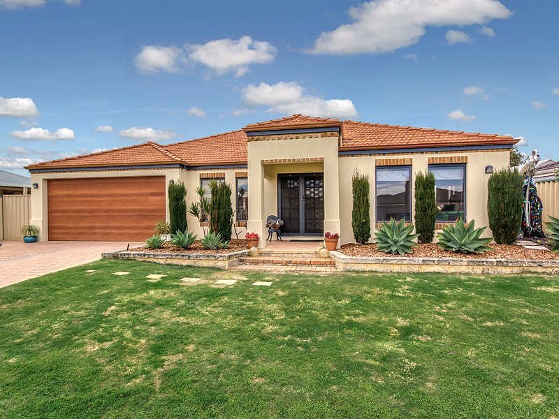 18 Yelka Way, Bertram WA 6167