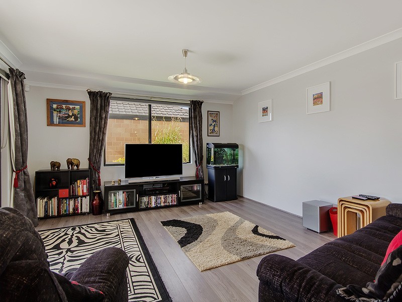 8 Southgate Lane, Wellard WA 6170