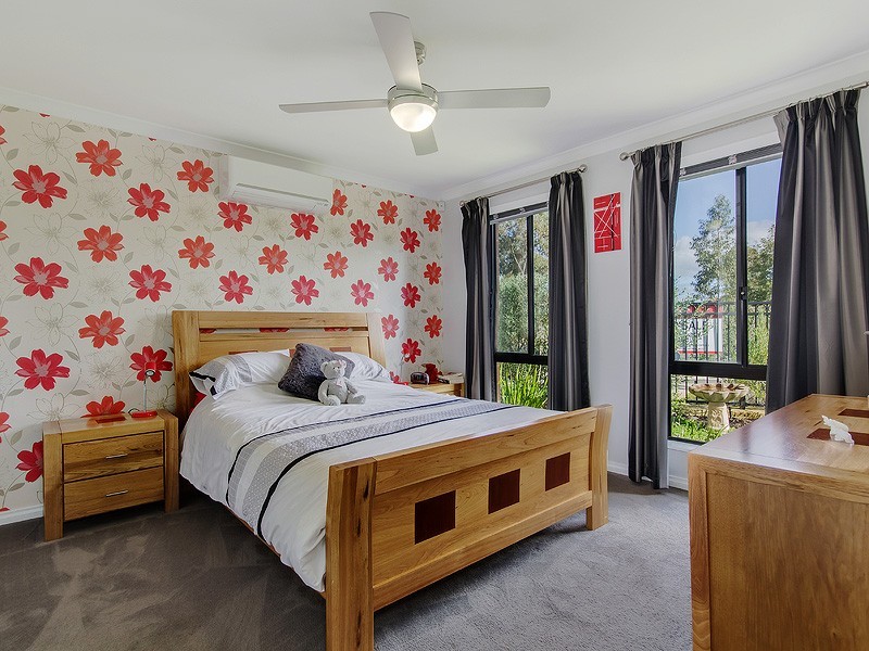 8 Southgate Lane, Wellard WA 6170