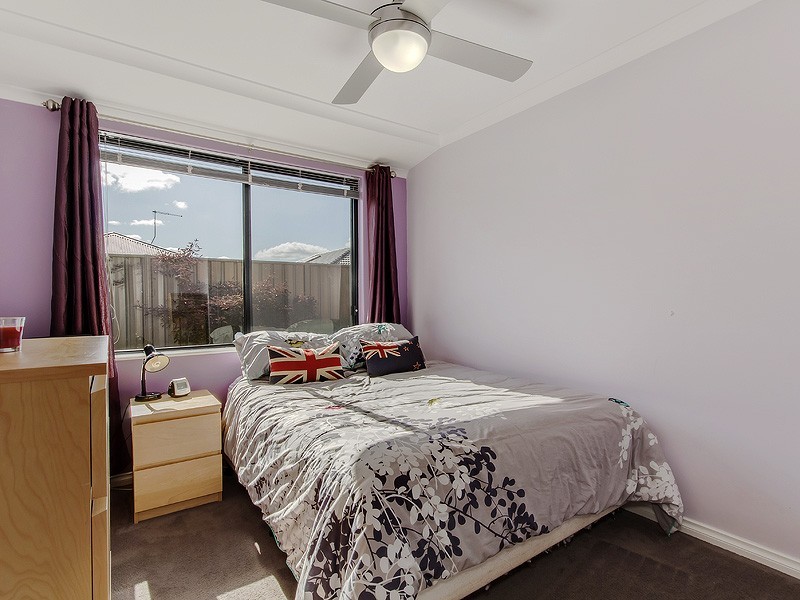 8 Southgate Lane, Wellard WA 6170