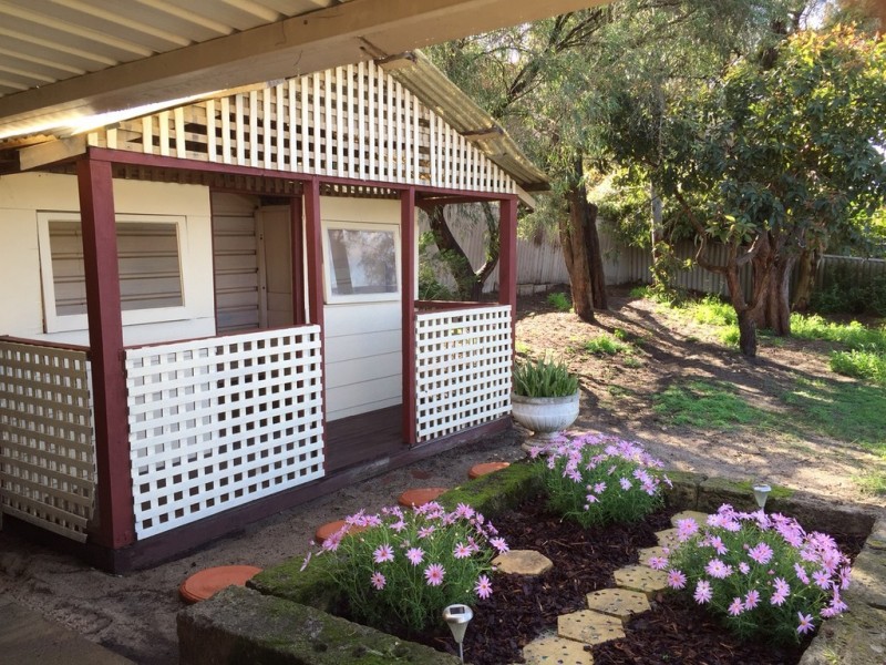 8 Jacques Place, Orelia WA 6167