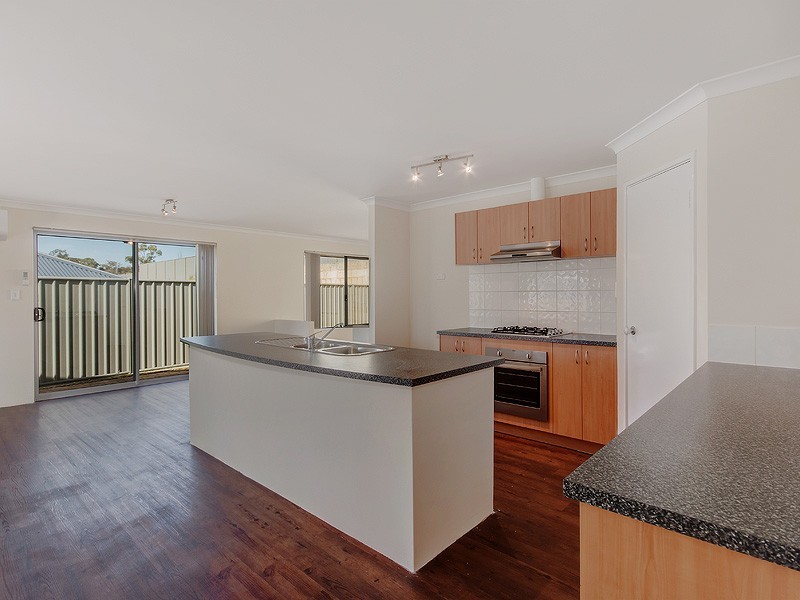 93 Dalrymple Drive, Leda WA 6170