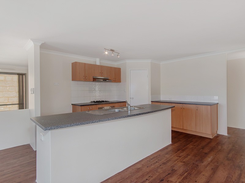 93 Dalrymple Drive, Leda WA 6170