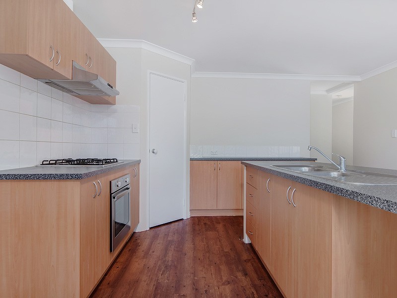 93 Dalrymple Drive, Leda WA 6170