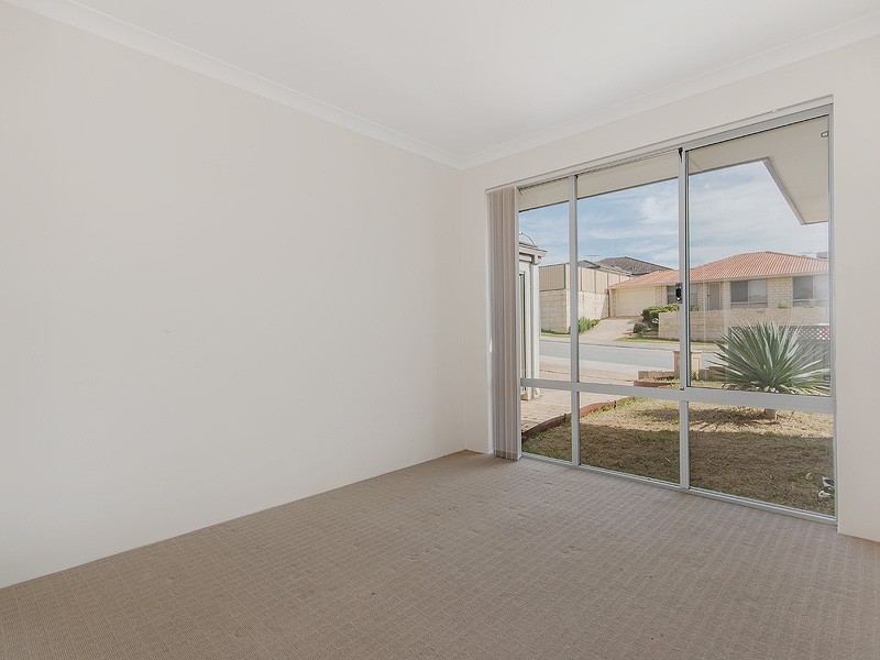 93 Dalrymple Drive, Leda WA 6170