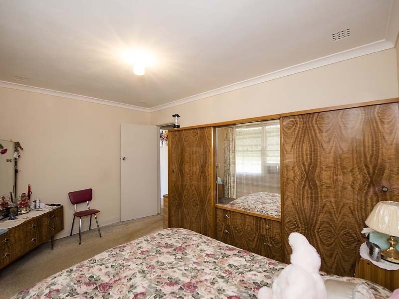 19 Langridge Crescent, Orelia WA 6167