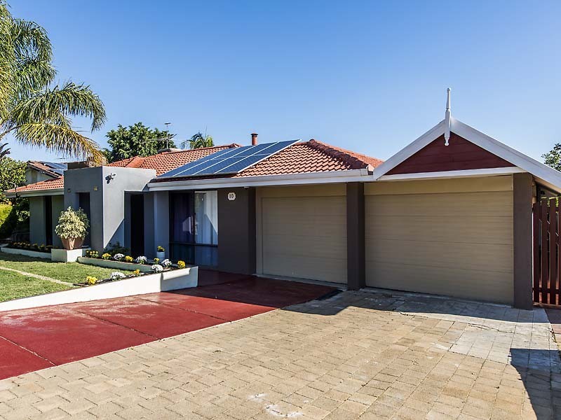10 Burrows Place, Parmelia WA 6167