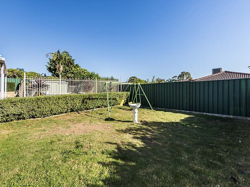 10 Burrows Place, Parmelia WA 6167
