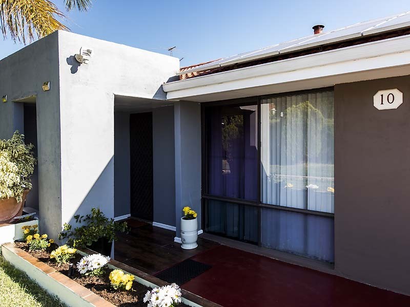 10 Burrows Place, Parmelia WA 6167