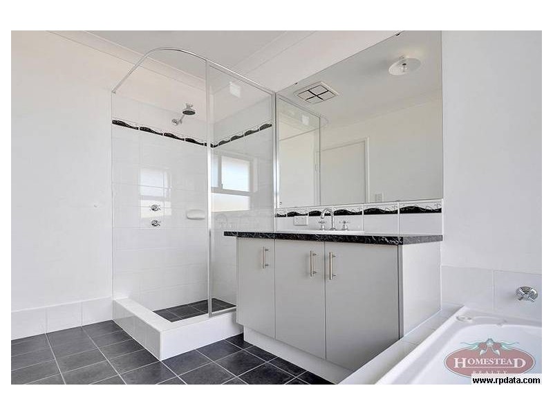 6 Persian Grove, Karnup WA 6176