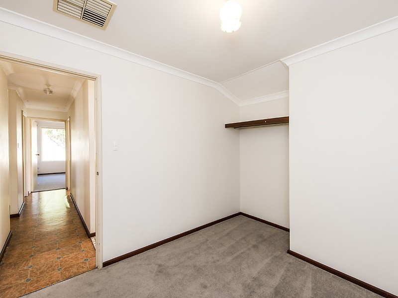 19 Leeuwin Parade, Rockingham WA 6168