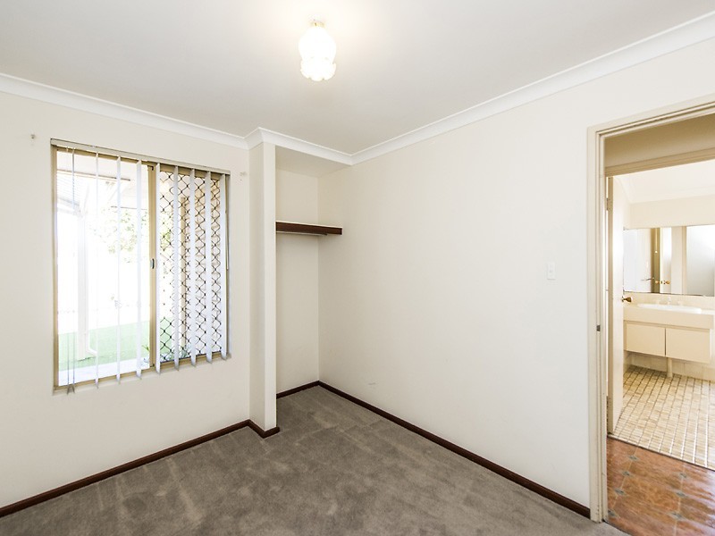 19 Leeuwin Parade, Rockingham WA 6168